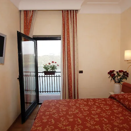 Hotel Castel Gandolfo-2